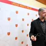 25.02.2024. Kielce. Konferencja prasowa. Na zdjęciu Wojciech Chłopek - prezes Rady Nadzorczej Korona SA. / Fot. Piotr Polak - PAP