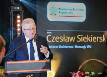 Nasi rolnicy laureatami XXX Ogólnopolskiego Konkursu „Rolnik-Farmer Roku” - Radio Kielce