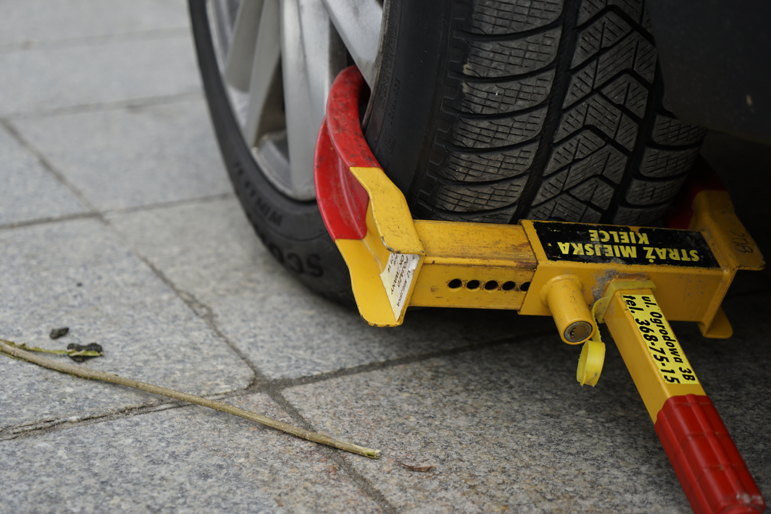Rośnie liczba nieprawidłowo parkujących w Kielcach