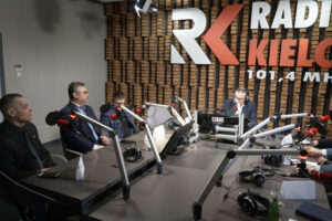 5.02.2024. Radio Kielce. Studio Polityczne Radia Kielce / Fot. Aleksandra Kwaśniewska - Radio Kielce