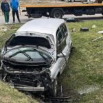 Wypadek podczas wyprzedzania. Kierująca zabrana do szpitala - Radio Kielce Wypadek podczas wyprzedzania. Kierująca zabrana do szpitala