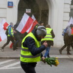 Pod Sejmem doszło do starć między protestującymi a policją - Radio Kielce 06.03.2024. Warszawa. Demonstracja rolników / Fot. Paweł Supernak - PAP