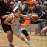 28.01.2024. Kielce. 1. runda play off o mistrzostwo grupy C II ligi koszykarzy: AZS UJK Kielce - OPTeam Resovia Rzeszów / Fot. AZS UJK Kielce