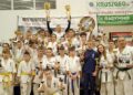Worek medali kieleckich karateków i drużynowy triumf w turnieju