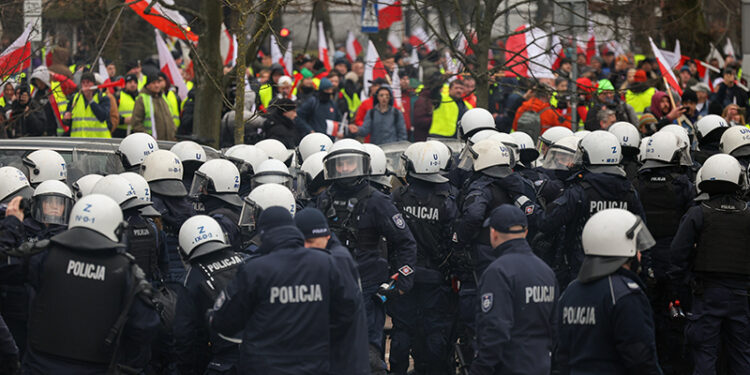 6.03.2024. Warszawa. Demonstracja rolników / Fot. PAP - Paweł Supernak