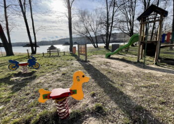 Przerwane prace przy rewitalizacji Piachów