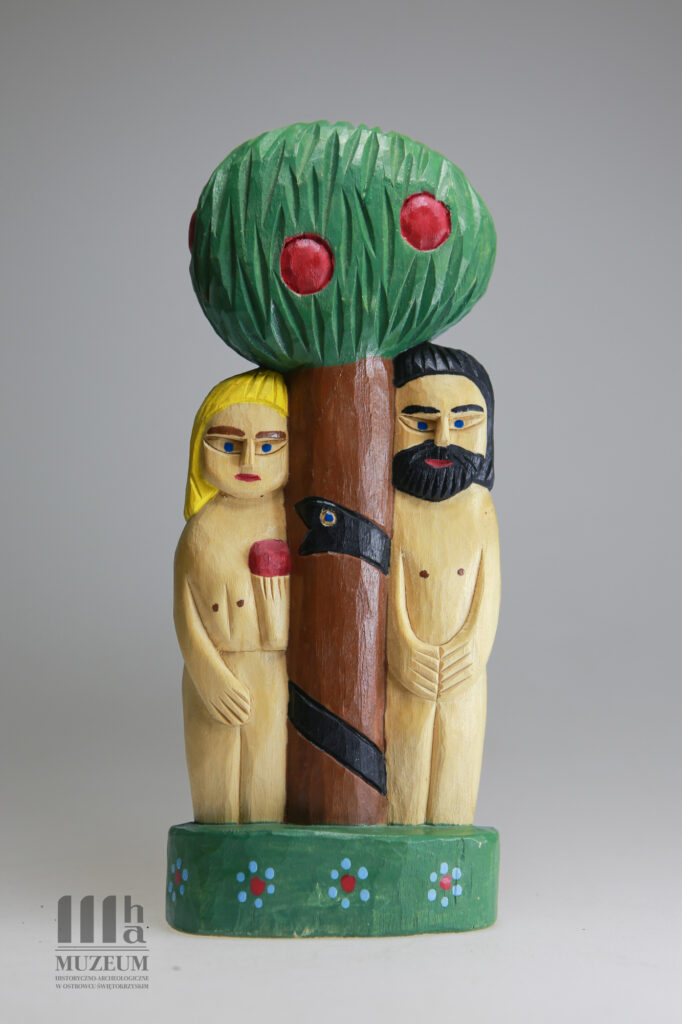 Rzeźba „Adam i Ewa” zabytkiem miesiąca - Radio Kielce