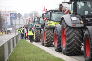 Rolnicy wprowadzą rotacyjne blokady na wjazdach do Kielc