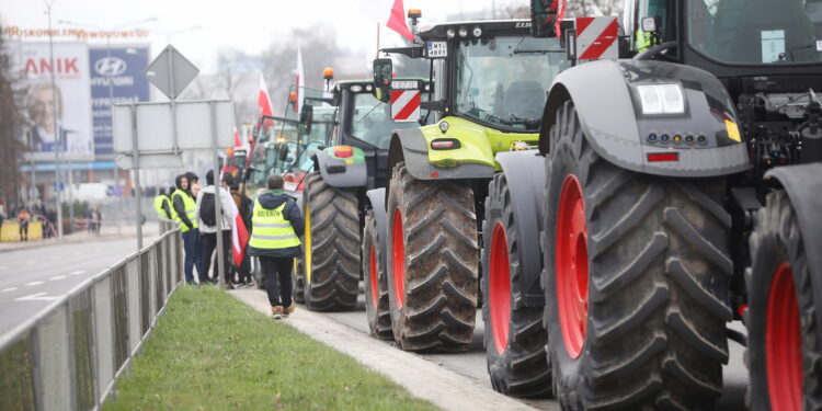 Rolnicy wprowadzą rotacyjne blokady na wjazdach do Kielc