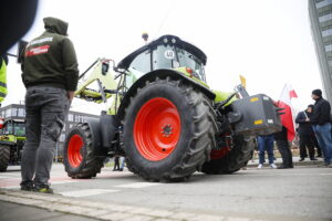 Protest rolników w Kielcach [ZDJĘCIA, WIDEO]