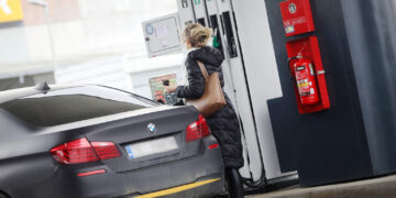 Ceny paliw znowu w dół