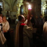 30.03.2024 Kielce. Katedra. Wigilia Paschalna / Fot. Wiktor Taszłow - Radio Kielce