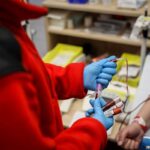 27.03.2024. Kielce. Świętokrzyscy policjanci oddali honorowo krew / źródło: KWP w Kielcach