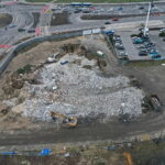 12.02.2024. Wyburzanie budynku po dawnym salonie samochodowym / Fot. Jarosław Kubalski – Radio Kielce