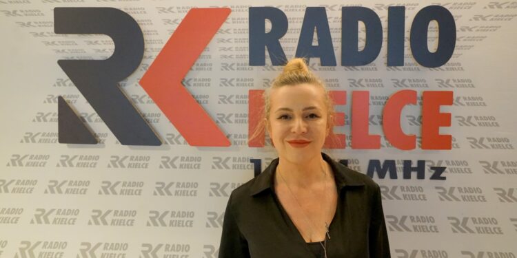 Radio Kielce. Spodziewany Gość. Na zdjęciu: Beata Ryń - rzecznik Muzeum Wsi Kieleckiej / Fot. Piotr Kwaśniewski - Radio Kielce