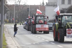 21.03.2024. Kielce. Aleja IX Wieków Kielc. Protest rolników / Fot. Jarosław Kubalski – Radio Kielce