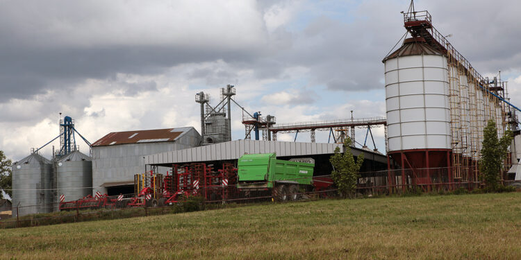 silos, gospodarstwo rolne, rolnictwo / Fot. Robert Felczak – Radio Kielce