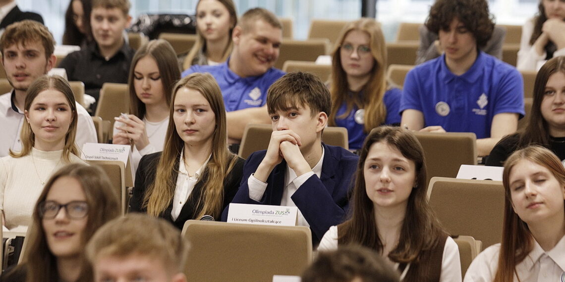 05.03.2024 Kielce. UJK. Wojewódzki finał olimpiady ZUS „Warto Wiedzieć Więcej” / Fot. Jarosław Kubalski - Radio Kielce