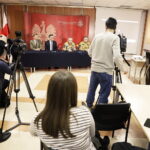 Pożary traw w Świętokrzyskiem. Niechlubne statystyki - Radio Kielce 06.03.2024. Kielce. Konferencja "Stop pożarom traw województwie świętokrzyskim". Na zdjęciu (od lewej): Paweł Kosin - Nadleśnictwo Daleszyce, dr hab. prof. UJK Rafał Kozłowski, bryg. Marcin Machowski i bryg. Marcin Nyga / Fot. Jarosław Kubalski - Radio Kielce