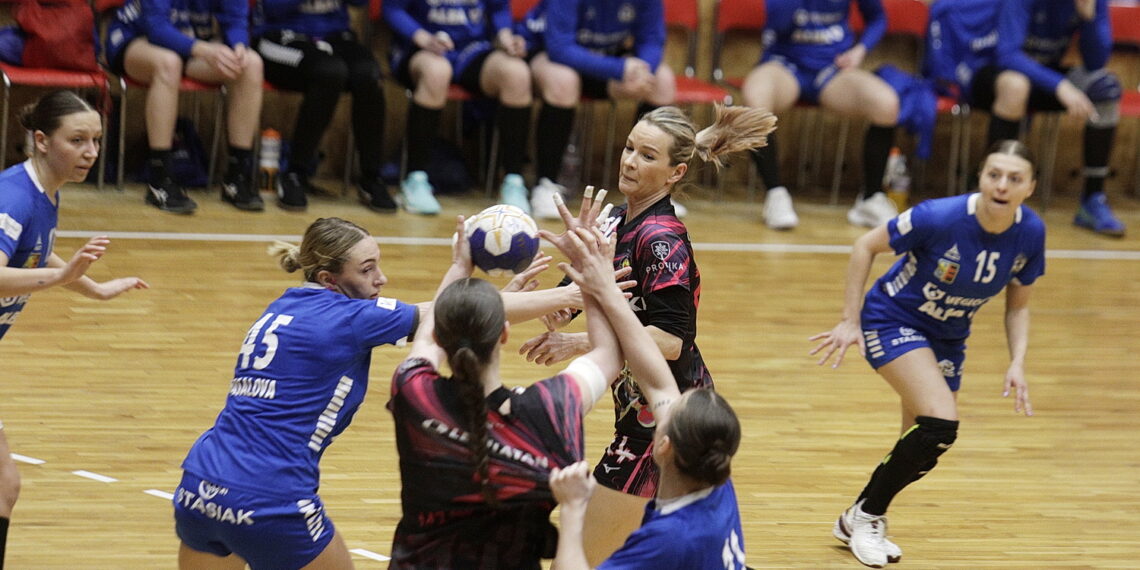15.03.2024 Kielce. Mecz  Ligi Centralnej Piłki Ręcznej: Suzuki Korona Handball Kielce - Ruch Chorzów / Fot. Jarosław Kubalski - Radio Kielce