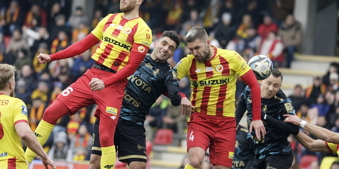 17.03.2024. Kielce. 25. kolejka PKO BP Ekstraklasy Korona Kielce - Pogoń Szczecin / Fot. Jarosław Kubalski - Radio Kielce