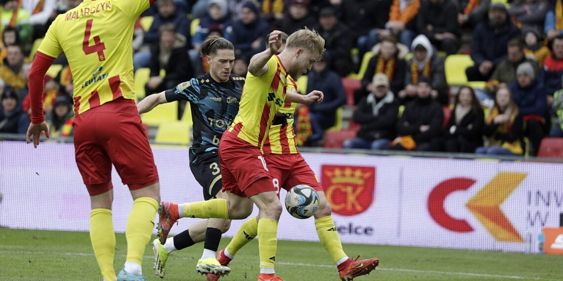 KORONA KIELCE - STAL MIELEC [RELACJA]