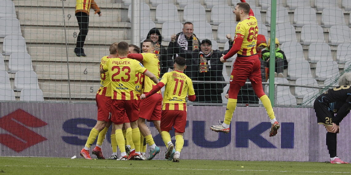 KORONA KIELCE - PIAST GLIWICE [RELACJA]