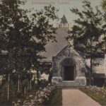 Na zdjęciu Morawa, kaplica przy pałacu (1910-15) - fotopolska.eu