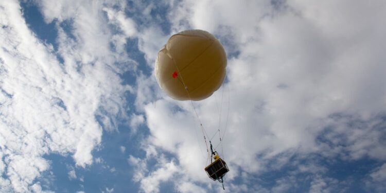 Każdego dnia balony meteorologiczne wypuszczane są z ok. 1300 stacji na świecie