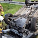 14.04.2024. Suchedniów. Dachowanie auta / Fot. asp. Piotr Błaszczyk - JRG Skarżysko-Kamienna