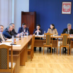 23.04.2024. Kielce. Świętokrzyski Urząd Wojewódzki. Spotkanie dyrektorów szpitali zawieszających działalność oddziałów i tych, które mogą przejąć pacjentki / Fot. Świętokrzyski Urząd Wojewódzki