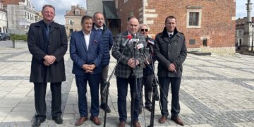 PiS apeluje do mieszkańców Sandomierza, aby w drugiej turze nie popierali kandydata PSL