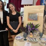 11.04.2024. Sandomierz. Wystawa "Wielcy malarze na stołach sandomierskiej "Marmolady" / Fot. Grażyna Szlęzak - Radio Kielce