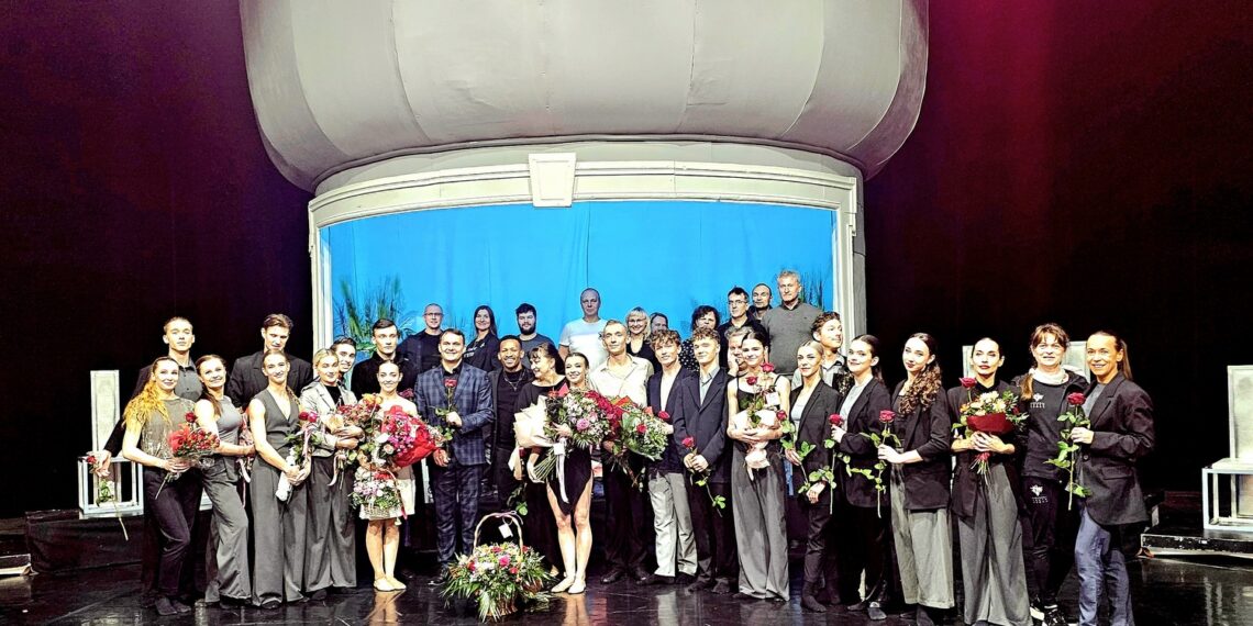 Na zdjęciu: twórcy spektaklu „Czarny ślub” / Fot. Dorota Klusek - Radio Kielce