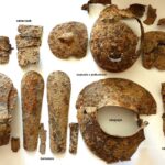 03.04.2024. Fragmenty zbroi husarskiej / Fot. dr hab Marek Florek - Urząd Ochrony Zabytków w Sandomierzu