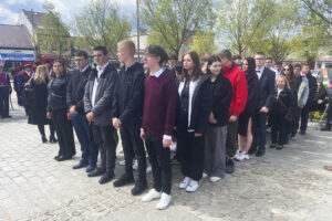 Uczniowie klas mundurowych złożyli ślubowanie - Radio Kielce