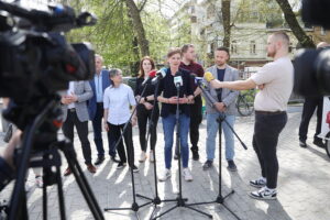 08.04.2024. Kielce. Konferencja Agaty Wojdy / Fot. Wiktor Taszłow - Radio Kielce