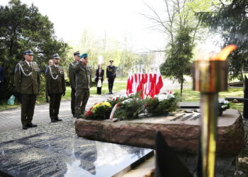Katyń stał się jednym z symboli wielu miejsc na wschodzie, gdzie ginęli Polacy