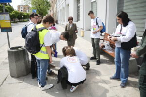 Wolontariusze ruszyli na ulice Kielc, by szerzyć dobro - Radio Kielce