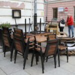 25.04.2024. Kielce. Rynek. Ogródki gastronomiczne / Fot. Wiktor Taszłow - Radio Kielce