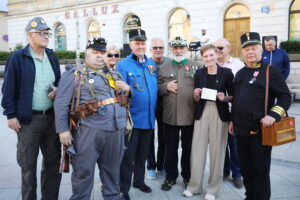 30.04.2024. Kielce, Plac Literatów. „Potańcówka - podziękówka”. / Fot. Wiktor Taszłow - Radio Kielce