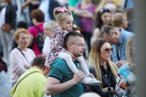 30.04.2024. Kielce, Plac Literatów. „Potańcówka - podziękówka”. / Fot. Wiktor Taszłow - Radio Kielce