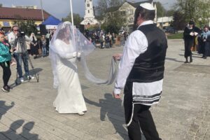 Żydowskie wesele na starachowickim rynku