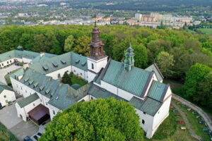 Kościół pw. św. Karola Boromeusza na Karczówce - Radio Kielce