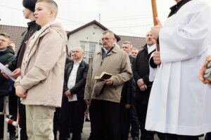 01.04.2024 Suków. Procesja Emaus / Fot. Jarosław Kubalski – Radio Kielce