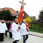 01.04.2024 Suków. Procesja Emaus / Fot. Jarosław Kubalski – Radio Kielce