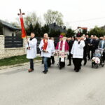 01.04.2024 Suków. Procesja Emaus / Fot. Jarosław Kubalski – Radio Kielce