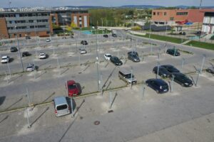 13.04.2024. Kielce. Starostwo Powiatowe. Parking / Fot. Jarosław Kubalski - Radio Kielce
