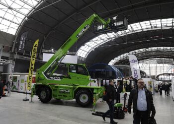 Ekologiczne nowinki w Targach Kielce - Radio Kielce 10.04.2024. Kielce. Targi Budownictwa Infrastrukturalnego Autostrada Nowa Infrastruktura i Targi Ochrony Środowiska i Gospodarki Odpadami Ekotech / Fot. Jarosław Kubalski - Radio Kielce