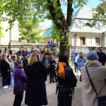 18.04.2024. Sandomierz. Spacer śladami sandomierskiej społeczności żydowskiej w ramach akcji Żonkile 2024. / Fot. Muzeum Zamkowe w Sandomierzu